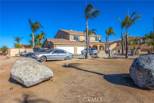 Detail Gallery Image 8 of 70 For 18936 Malkoha St, Perris,  CA 92570 - 4 Beds | 3 Baths