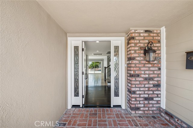 Detail Gallery Image 4 of 32 For 25101 Northrup Dr, Laguna Hills,  CA 92653 - 5 Beds | 3 Baths