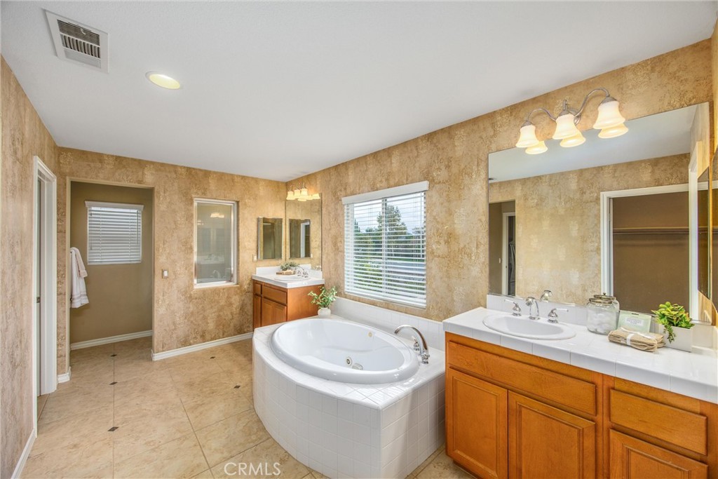 MLS #IV25234835 image #20