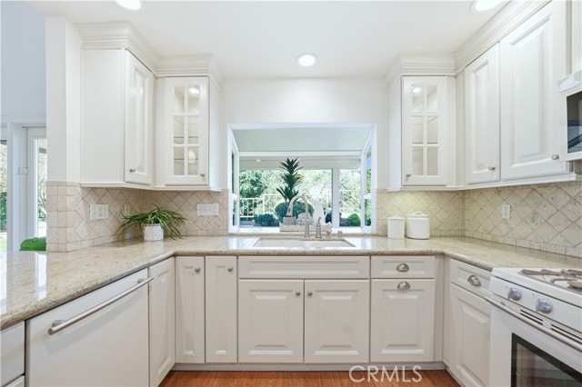 Detail Gallery Image 14 of 42 For 6371 Country Club Dr, La Verne,  CA 91750 - 3 Beds | 2 Baths