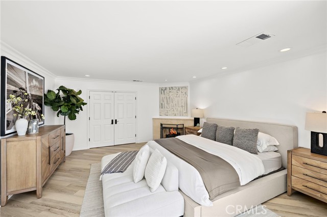 Detail Gallery Image 15 of 36 For 1651 Thurston Dr, Laguna Beach,  CA 92651 - 3 Beds | 3/1 Baths