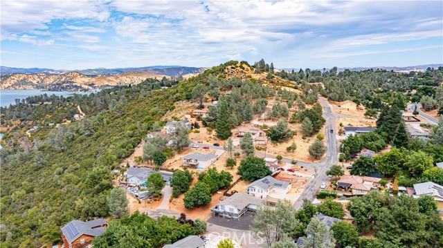 10018 El Capitan Way, Kelseyville CA: https://media.crmls.org/medias/89ae3f6d-7862-4dbd-81eb-ff1da270ae17.jpg