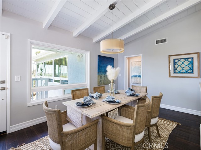 246 Via Los Miradores, Redondo Beach CA: https://media.crmls.org/medias/89ae832e-3202-4906-872e-8b8d3c17290d.jpg