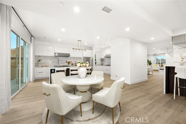 Detail Gallery Image 15 of 40 For 3815 Sycamore St, Pasadena,  CA 91107 - 5 Beds | 5/1 Baths