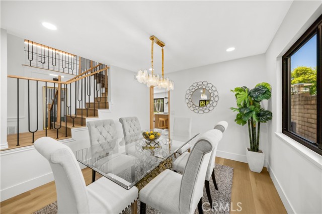 25011 Mammoth Circle, Lake Forest CA: https://media.crmls.org/medias/89b01032-9e43-4215-bcaf-142764eb677e.jpg