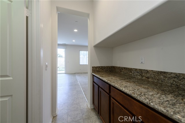 Detail Gallery Image 22 of 53 For 14480 Arctic Fox Ave, Corona,  CA 92880 - 6 Beds | 4/1 Baths