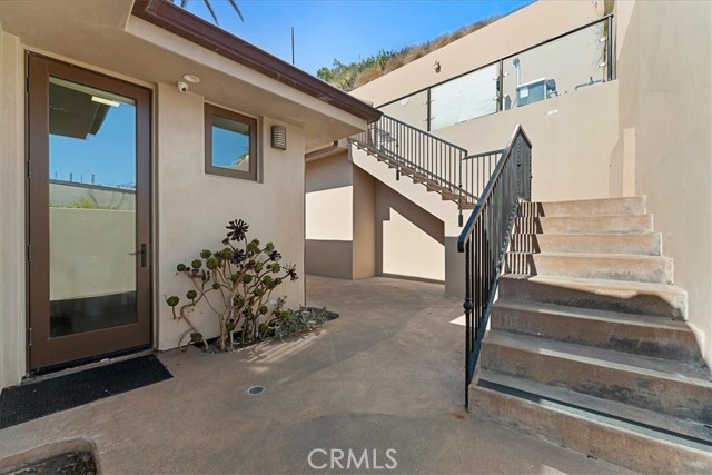 Detail Gallery Image 59 of 75 For 31422 Ceanothus Dr, Laguna Beach,  CA 92651 - 3 Beds | 3/1 Baths