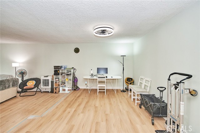 Detail Gallery Image 18 of 34 For 6124 Buckingham, Culver City,  CA 90230 - 1 Beds | 1 Baths