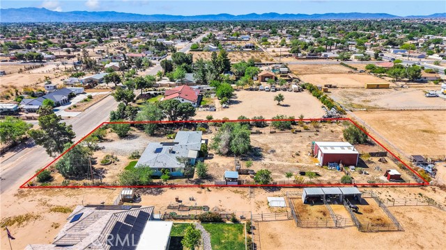 11392 Hawthorne Avenue, Hesperia CA: https://media.crmls.org/medias/89b23d69-cf92-4a48-9044-dc1f4734f6b5.jpg