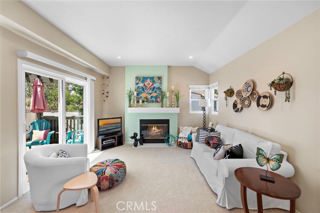 25 Via Tortuga, Rancho Santa Margarita CA: https://media.crmls.org/medias/89b27c9e-bb56-46ca-9b4e-1fef70a5281d.jpg