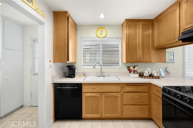 Detail Gallery Image 19 of 31 For 12526 Chadwell St, Lakewood,  CA 90715 - 3 Beds | 2 Baths