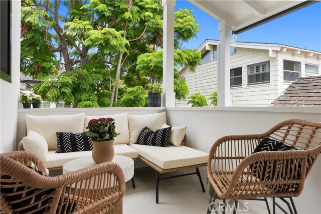 Detail Gallery Image 17 of 19 For 617 1/2 Acacia Ave, Corona Del Mar,  CA 92625 - 2 Beds | 2 Baths