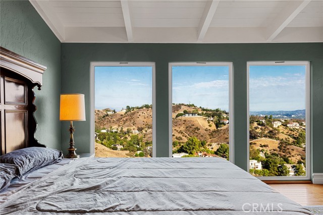 34 sage, Bell Canyon CA: https://media.crmls.org/medias/89b31994-ccf4-48d7-aeee-a68c299ae71c.jpg