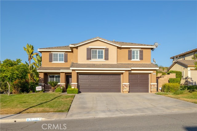 MLS# SW23122066