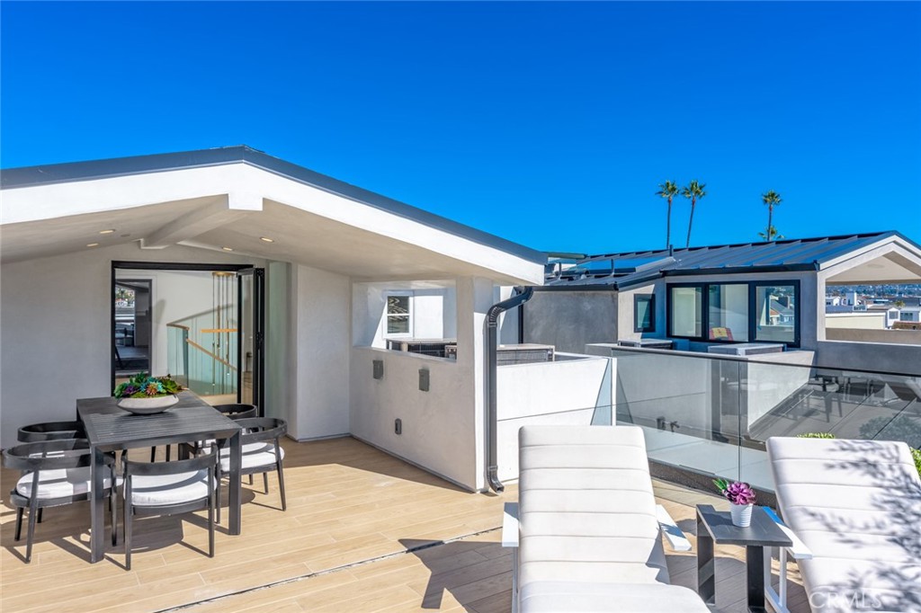 89b3b4fb F1d9 44b1 A8dc 40a3152a8265