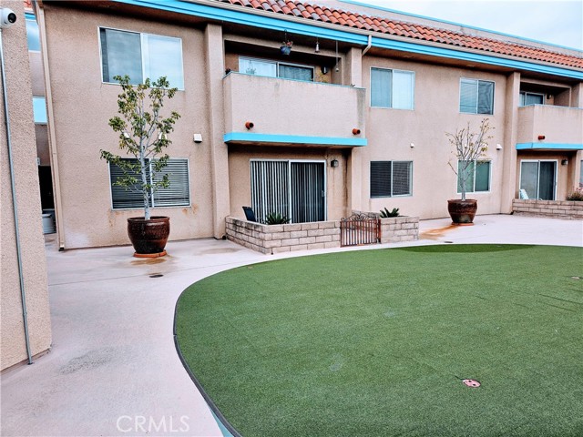 Detail Gallery Image 3 of 25 For 24410 Crenshaw Bld #123,  Torrance,  CA 90505 - 2 Beds | 2 Baths