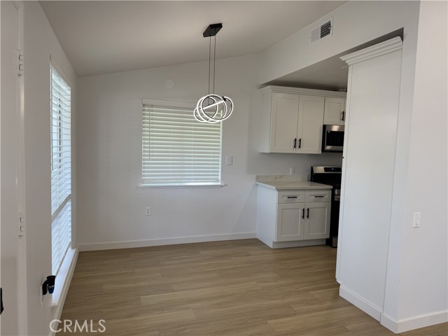 2 Bed Home for Sale in Newhall, California