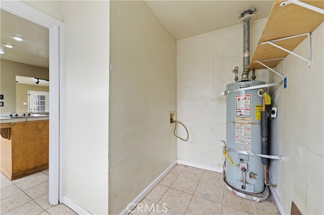 Detail Gallery Image 9 of 18 For 914 Acacia Ct, Tehachapi,  CA 93561 - 3 Beds | 1 Baths