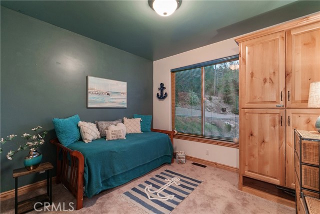 Detail Gallery Image 35 of 42 For 781 Brentwood Dr, Lake Arrowhead,  CA 92352 - 5 Beds | 3/1 Baths