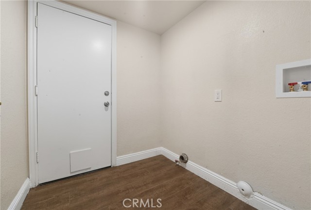 1372 Old Trail DR, Corona CA: https://media.crmls.org/medias/89b5cede-bcb2-43a9-9977-38b7c1c3edf8.jpg