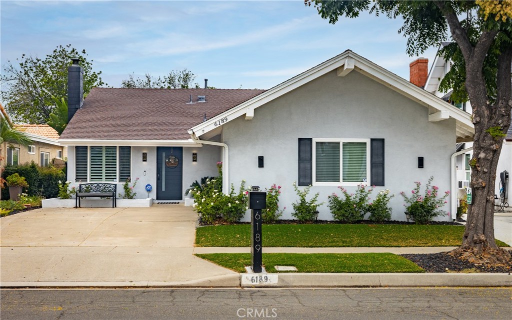6189 E Camino Manzano