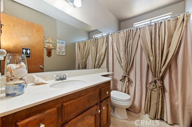 Detail Gallery Image 14 of 26 For 26597 Columbia St., Hemet,  CA 92544 - 3 Beds | 2 Baths