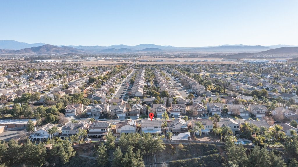 Detail Gallery Image 11 of 53 For 37553 Early Ln, Murrieta,  CA 92563 - 5 Beds | 3 Baths