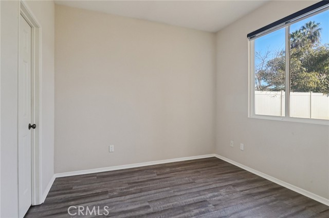 Detail Gallery Image 29 of 47 For 5667 Dartmoor Cir, Oceanside,  CA 92057 - 4 Beds | 3 Baths