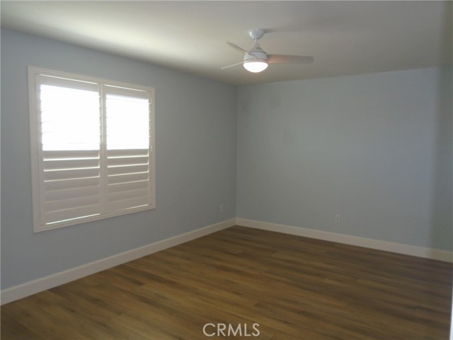 4081 Chamomile Court, San Bernardino CA: https://media.crmls.org/medias/89b8104e-b8c3-44e1-971f-537e1b671d7f.jpg