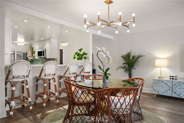 Detail Gallery Image 14 of 40 For 700 Esplanade #9,  Redondo Beach,  CA 90277 - 2 Beds | 2 Baths