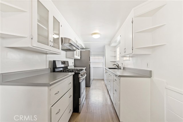 Detail Gallery Image 11 of 19 For 2123 Crescent, Montrose,  CA 91020 - – Beds | – Baths