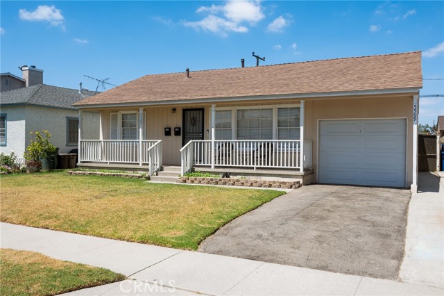 Image 2 for 5507 Blackthorne Ave, Lakewood, CA 90712