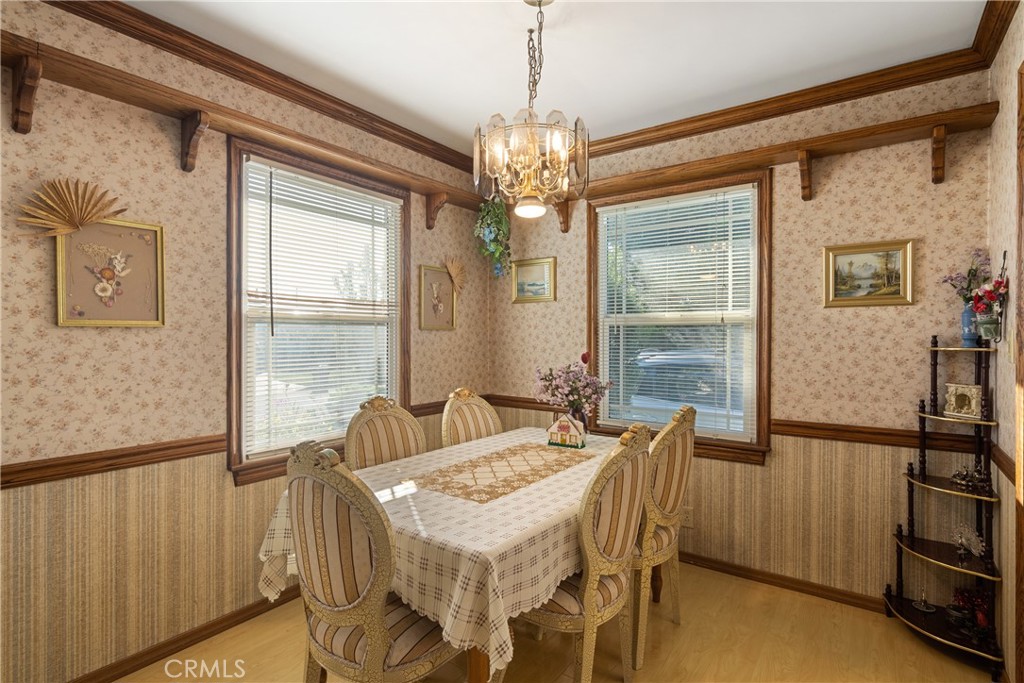 MLS #WS25268192 image #6