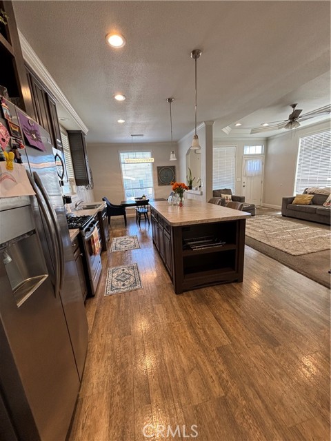 Detail Gallery Image 5 of 19 For 1635 W Covina #53,  San Dimas,  CA 91773 - 3 Beds | 2 Baths