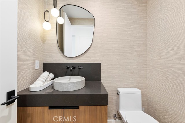 Detail Gallery Image 28 of 61 For 23502 Seaward Isle, Dana Point,  CA 92629 - 4 Beds | 4/2 Baths