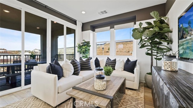 Detail Gallery Image 22 of 31 For 709 Sunrise Rd, Rancho Mission Viejo,  CA 92694 - 3 Beds | 3 Baths