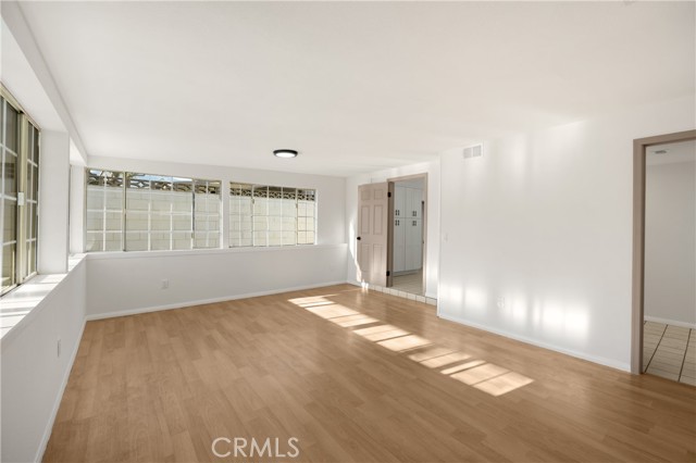 1333 N Council Avenue, Ontario CA: https://media.crmls.org/medias/89be3875-0558-4a6b-b63c-ce0ed473dbca.jpg