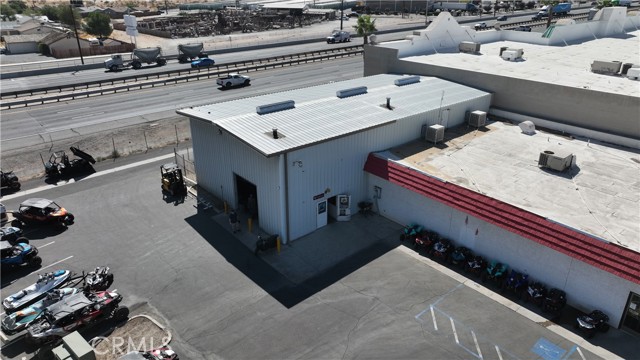 13815 Park Avenue, Victorville, California 92392, ,Commercial Lease,For Rent,13815 Park Avenue,CRHD24209650