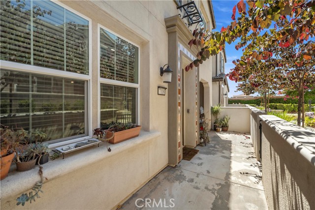 7118 Vernazza, Eastvale CA: https://media.crmls.org/medias/89beea50-12f7-4a4a-99a0-cbb07b872765.jpg