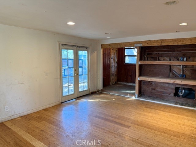 Detail Gallery Image 2 of 21 For 3130 N Mount Curve, Altadena,  CA 91001 - 2 Beds | 2 Baths