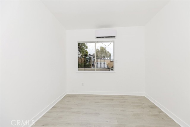 Detail Gallery Image 28 of 51 For 13631 Eldridge Ave, Sylmar,  CA 91342 - 4 Beds | 3 Baths