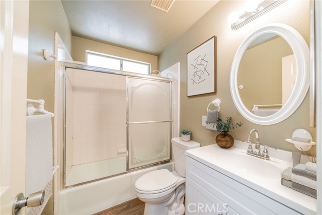 16600 Porter Avenue, Riverside CA: https://media.crmls.org/medias/89bf5c9b-c831-4951-aaa0-034646e33c4a.jpg