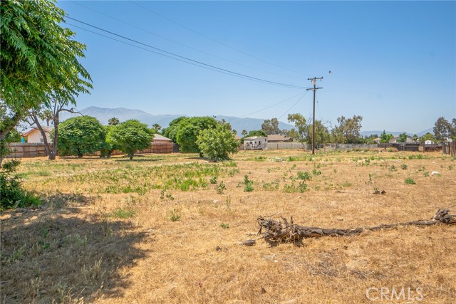 16936 Baseline Avenue, Fontana, California 92336, 3 Bedrooms Bedrooms, ,2 BathroomsBathrooms,Single Family Residence,For Sale,Baseline,CV24111890