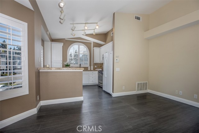 Detail Gallery Image 8 of 30 For 23412 Pacific Park Drive, Unit 27a, Aliso Viejo,  CA 92656 - 1 Beds | 1 Baths