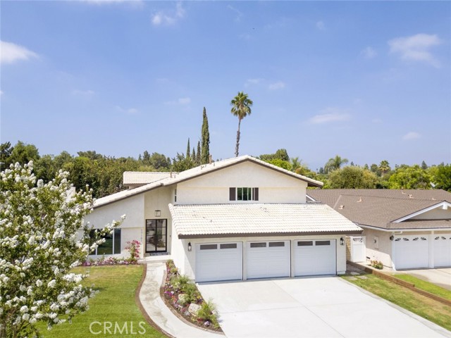 17101 Dearborn Street, Northridge CA: https://media.crmls.org/medias/89c03945-305a-49d5-b9ca-e8ca8d92ad5b.jpg