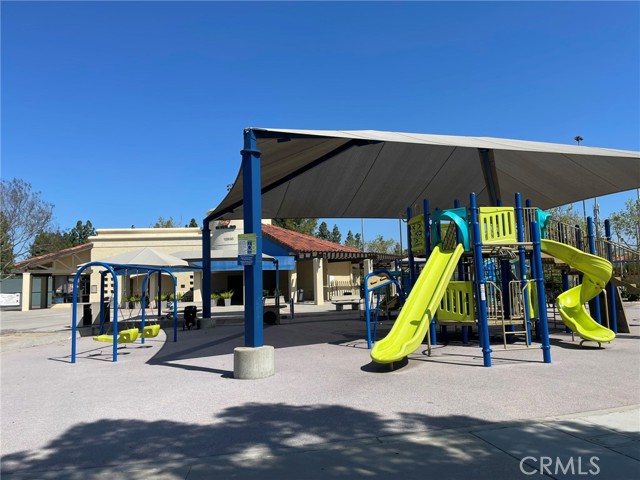 Detail Gallery Image 28 of 32 For 2828 Ballesteros Ln, Tustin,  CA 92782 - 3 Beds | 2/1 Baths