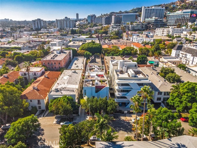Detail Gallery Image 30 of 30 For 1253 N Sweetzer #3,  West Hollywood,  CA 90069 - 2 Beds | 2/1 Baths