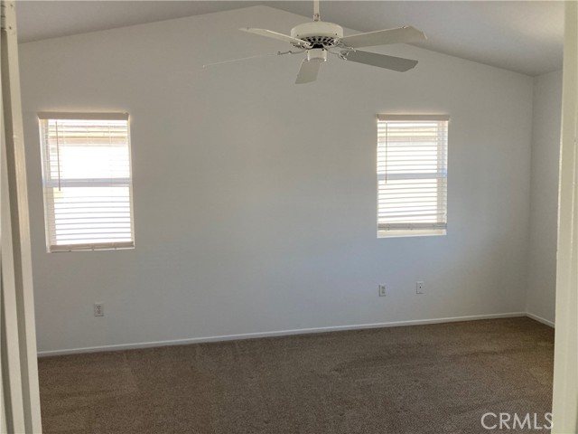 Detail Gallery Image 12 of 25 For 1600 Elmbridge Ln, Hemet,  CA 92545 - 3 Beds | 2/1 Baths