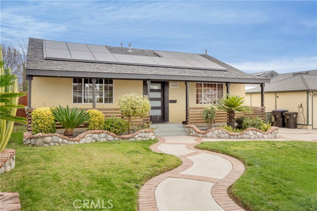 Detail Gallery Image 2 of 50 For 1420 N Frederic, Burbank,  CA 91505 - 3 Beds | 2/1 Baths