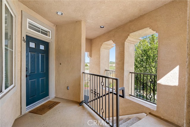 Detail Gallery Image 3 of 33 For 17945 Lost Canyon Rd #16,  Canyon Country,  CA 91387 - 2 Beds | 2 Baths